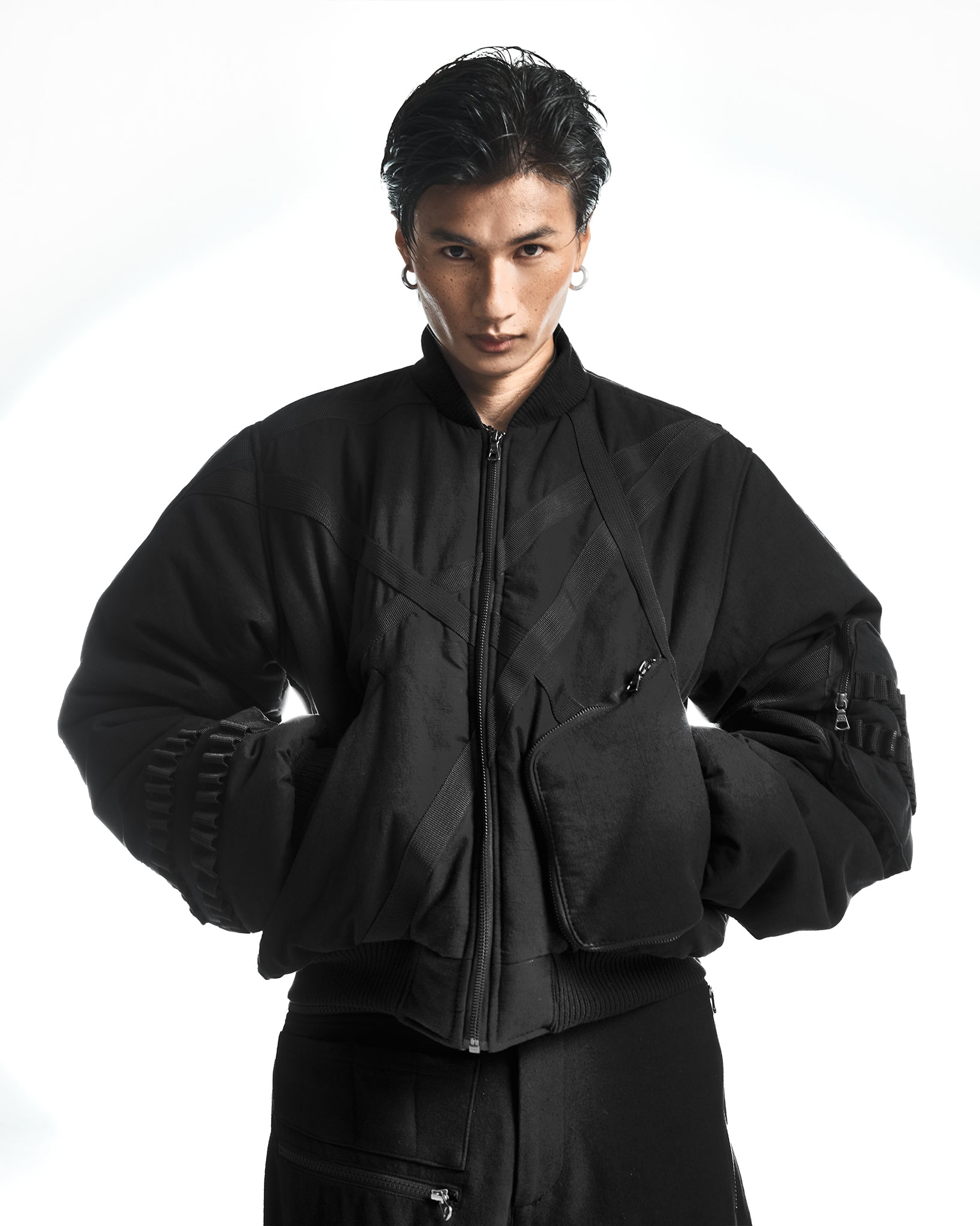 LOCK BOMBER JACKET (Black)