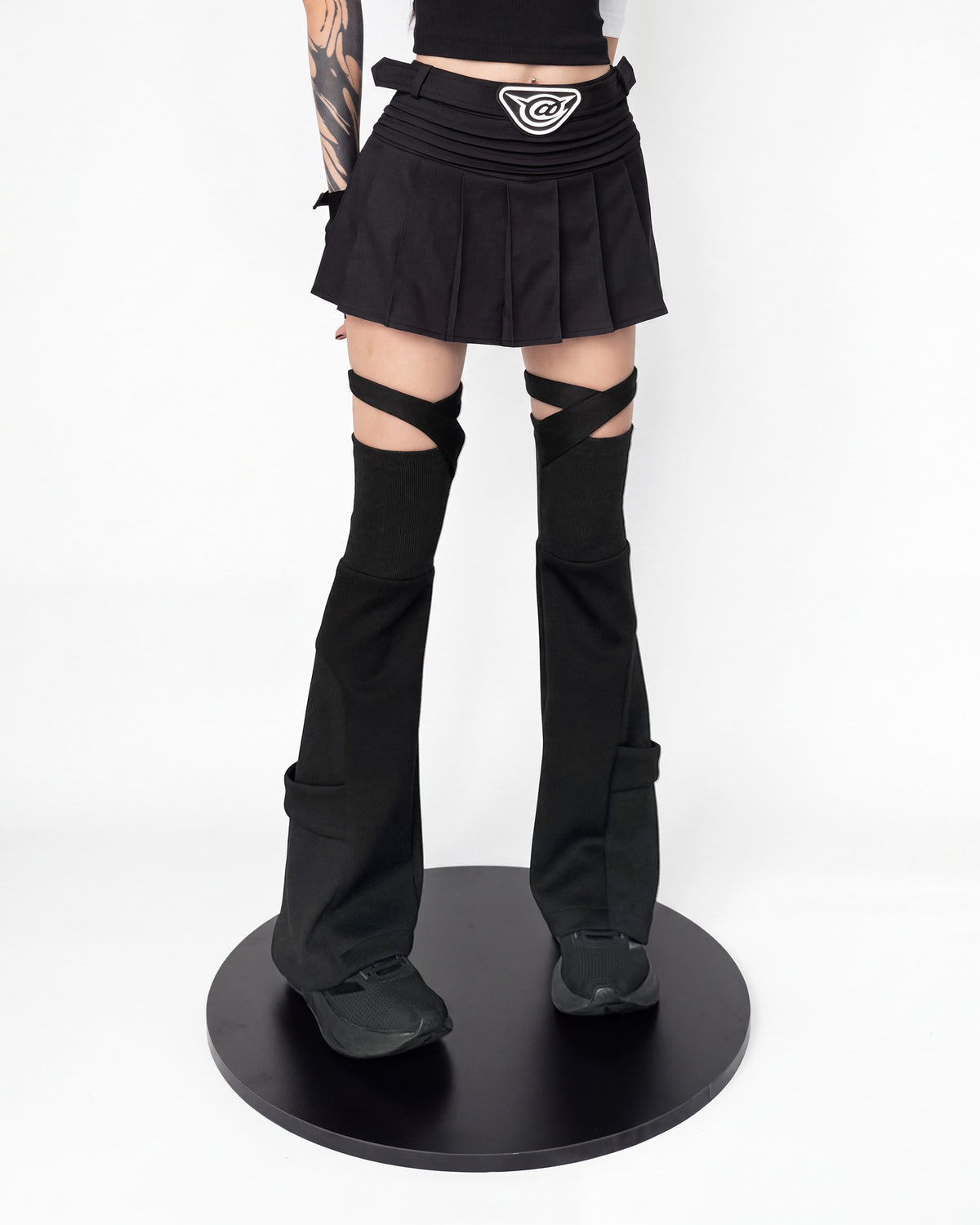 GENE LEG WARMERS - BLACK