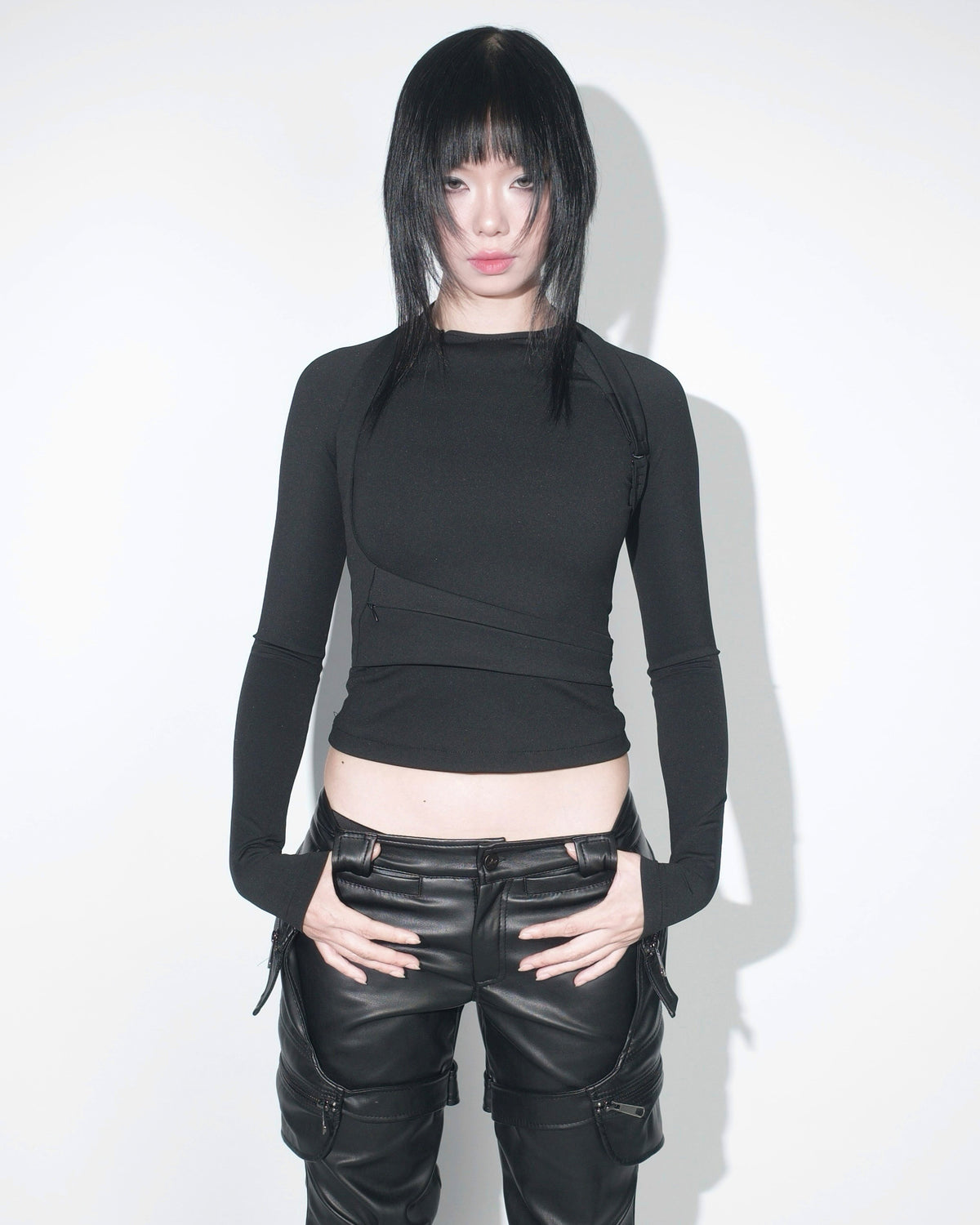 X.LOG LONGSLEEVE - DARK