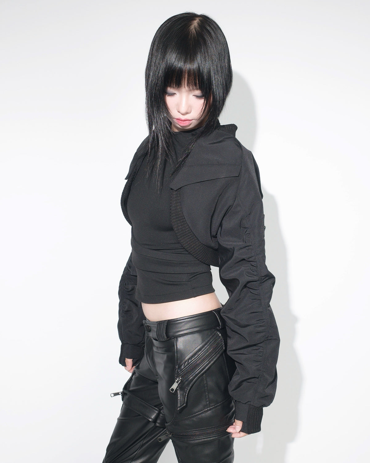 VOID BOLERO BOMBER - BLACK