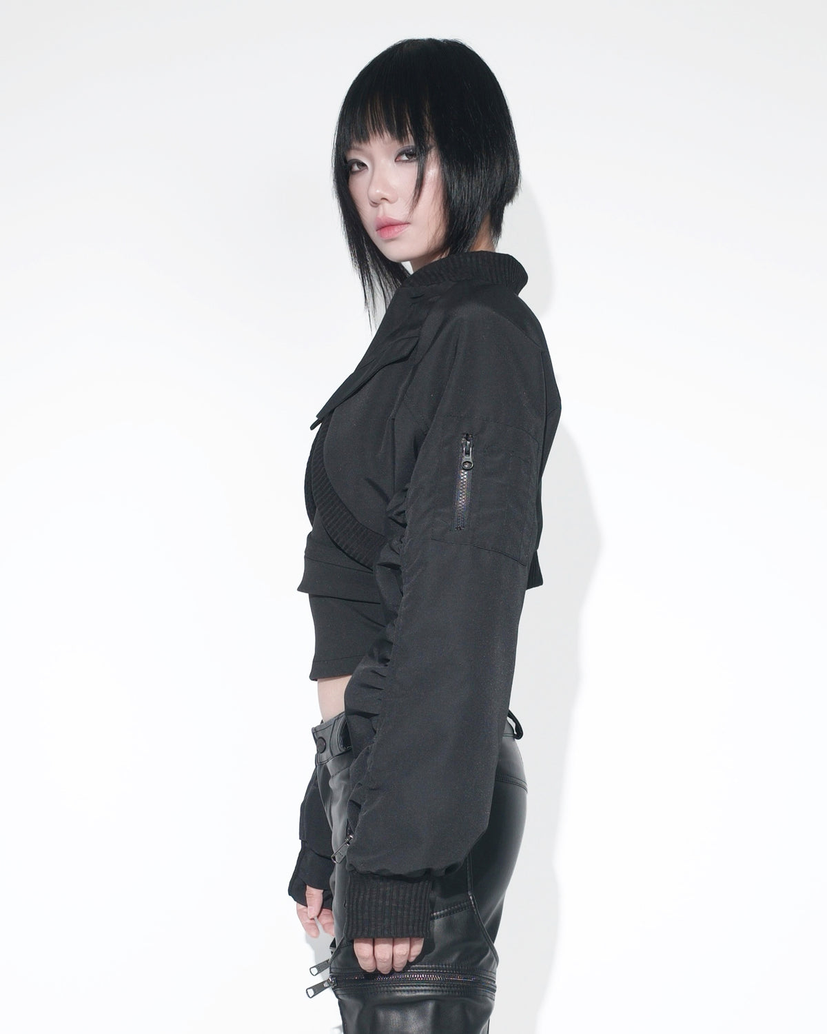 VOID BOLERO BOMBER - BLACK