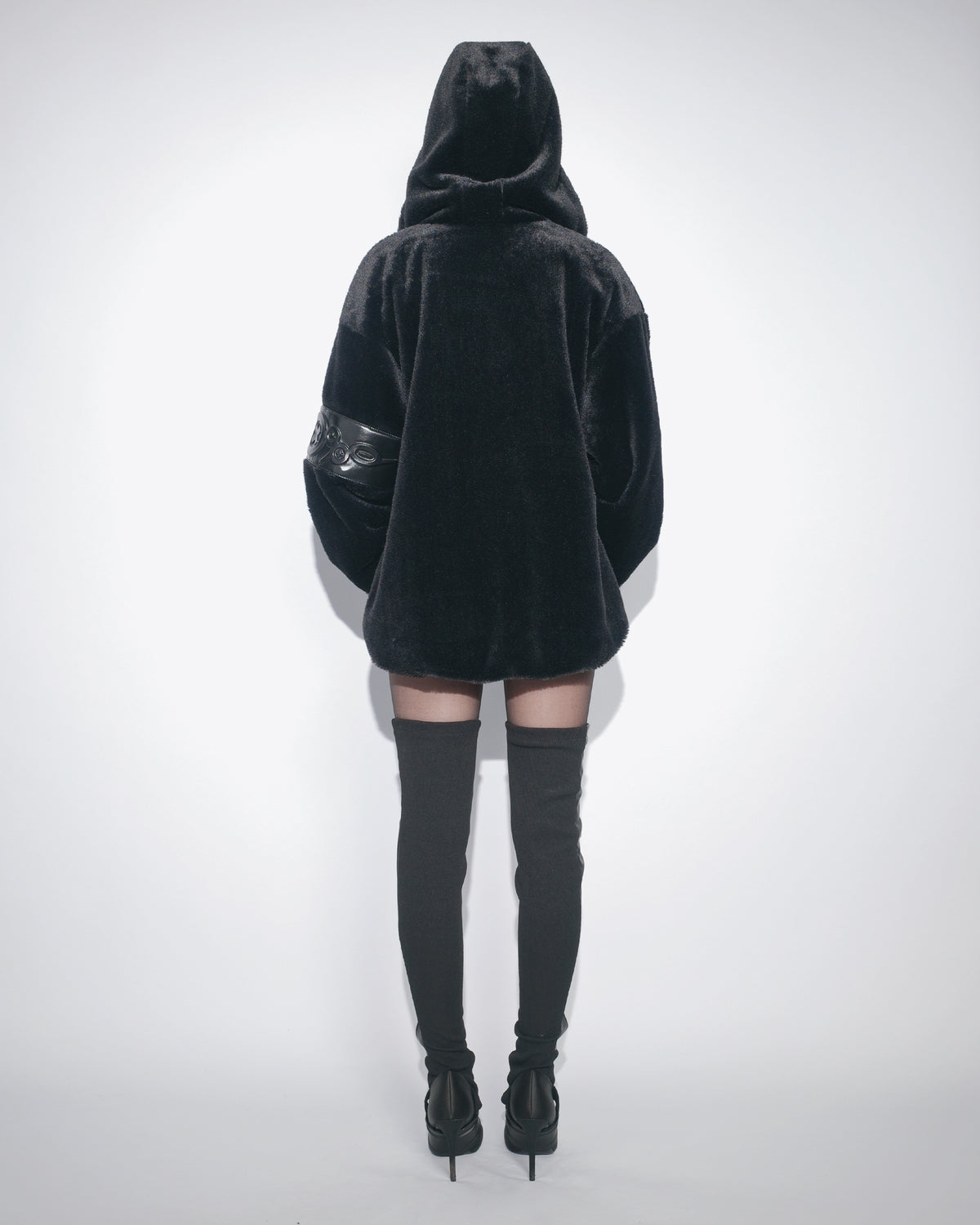 PL4Y FUR HOODIE - BLACK