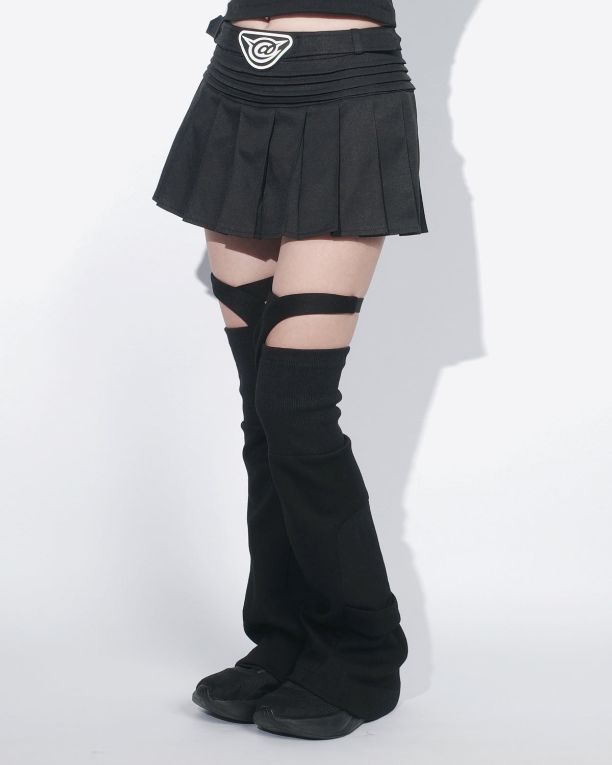 @ MINI SKIRT - BLACK